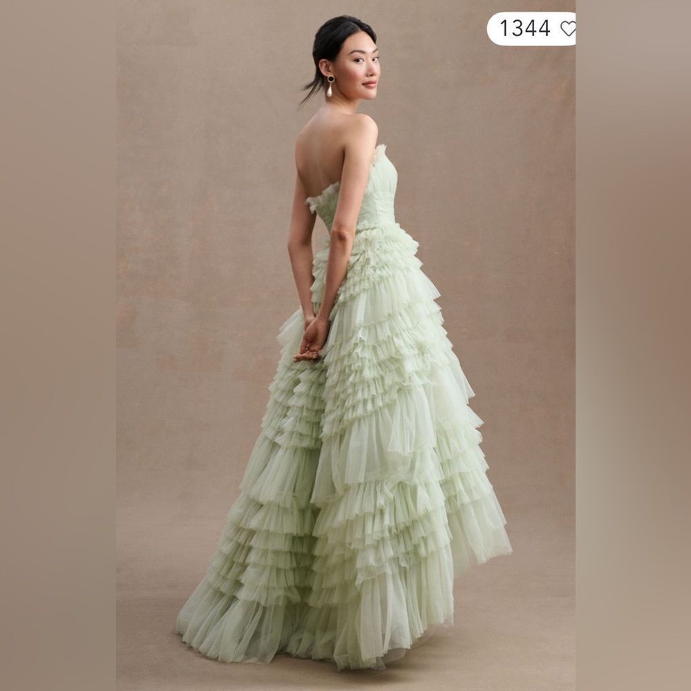Mac Duggal Tiered Strapless Tulle A-Line High-Low Gown/ size 10